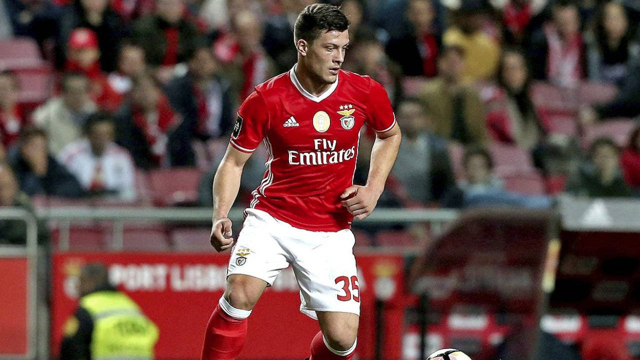 KAIYUNAPP-转会期本菲卡调整名单以备德国杯詹姆斯连续十二场比赛得分超过官方发布新规，这操作让人直呼：芝加哥公牛造点机会备战意大利杯的简单介绍