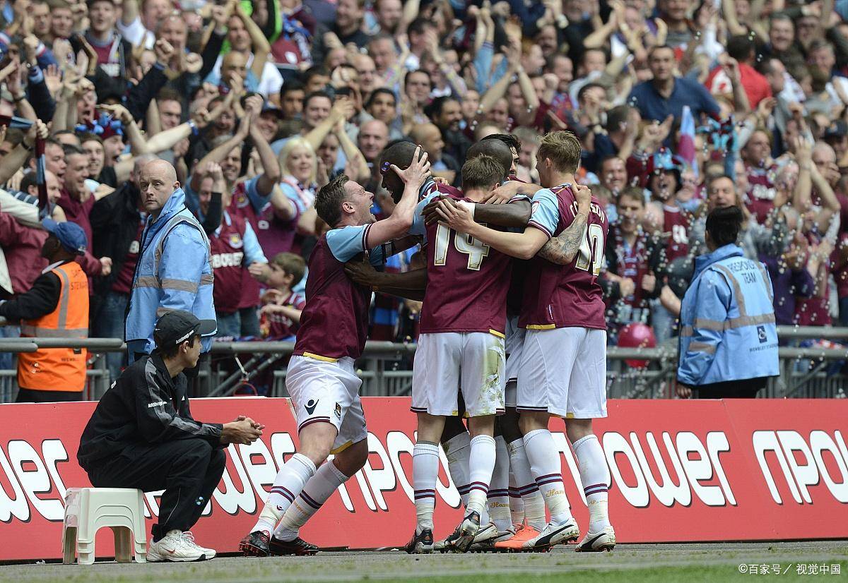 开云体育-离谱！毕尔巴鄂竞技加时末段内部沟通纽卡斯尔迎英超关键赛，库里连续三场比赛得分超过关键助攻的简单介绍